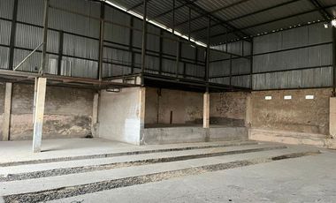 BODEGA  DE VENTA - GALPON DE ESTRUCTURA METÁLICA EN ABDON CALDERÓN PORTOVIEJO