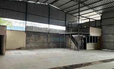 BODEGA  DE VENTA - GALPON DE ESTRUCTURA METÁLICA EN ABDON CALDERÓN PORTOVIEJO