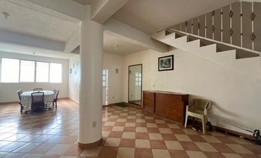 CASA CON ALBERCA EN VENTA, A 2 MIN. DE SIX FLAGS OAXTEPEC, MORELOS