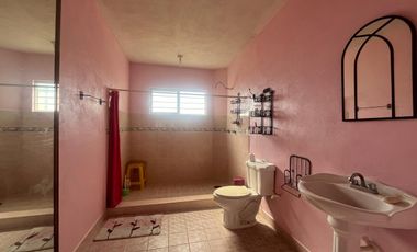CASA CON ALBERCA EN VENTA, A 2 MIN. DE SIX FLAGS OAXTEPEC, MORELOS