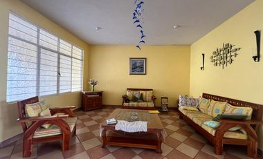 CASA CON ALBERCA EN VENTA, A 2 MIN. DE SIX FLAGS OAXTEPEC, MORELOS
