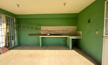CASA CON ALBERCA EN VENTA, A 2 MIN. DE SIX FLAGS OAXTEPEC, MORELOS