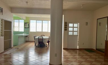 CASA CON ALBERCA EN VENTA, A 2 MIN. DE SIX FLAGS OAXTEPEC, MORELOS