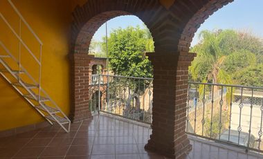 CASA CON ALBERCA EN VENTA, A 2 MIN. DE SIX FLAGS OAXTEPEC, MORELOS