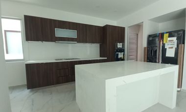 CASA EN VENTA EN FRACCIONAMIENTO LOMAS DE COCOYOC MORELOS