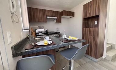 CASA EN FRACCIONAMIENTO LUCERO DEL VALLE ZAPOPAN