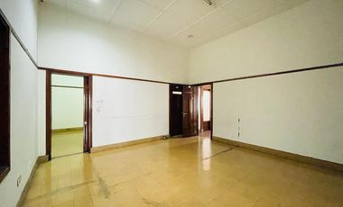 DISEWAKAN CEPAT! RUMAH USAHA ASLI BELANDA SELANGKAH DARI GEDUNG SATE BANDUNG
