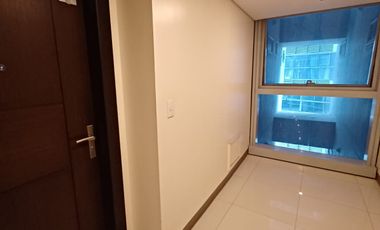 Spacious Brand New 3-Bedroom Unit for Sale - Uptown Parksuites