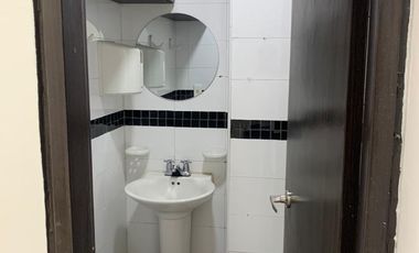 Local Edificio Las Acacias