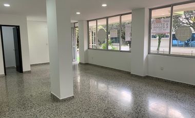 Local Edificio Las Acacias