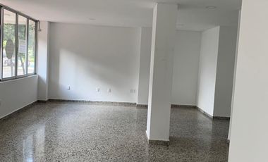 Local Edificio Las Acacias