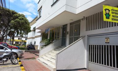 Local Edificio Las Acacias