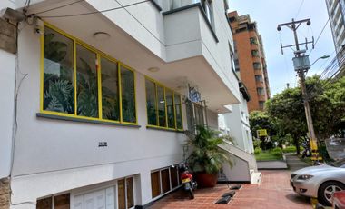 Local Edificio Las Acacias