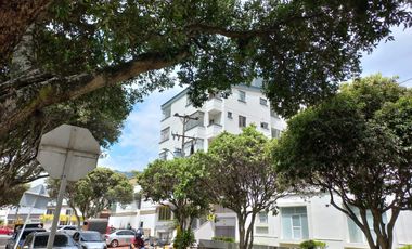 Local Edificio Las Acacias