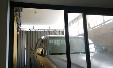 Casa Rentera a la Venta, Sector Las Brevas y De las Hiedras