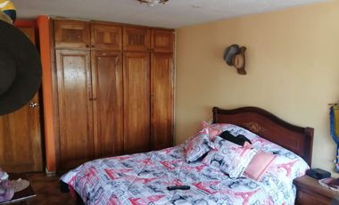 Casa Rentera a la Venta, Sector Las Brevas y De las Hiedras