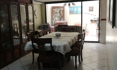 Casa Rentera a la Venta, Sector Las Brevas y De las Hiedras