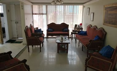 Casa Rentera a la Venta, Sector Las Brevas y De las Hiedras