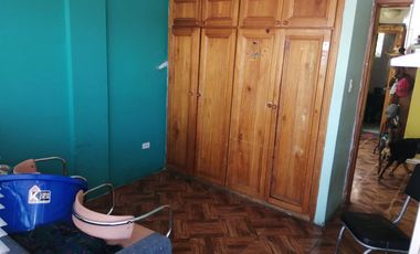 Casa Rentera a la Venta, Sector Las Brevas y De las Hiedras