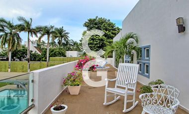 Casa en Venta en Cancun en Residencial Campestre con 6 Recamaras