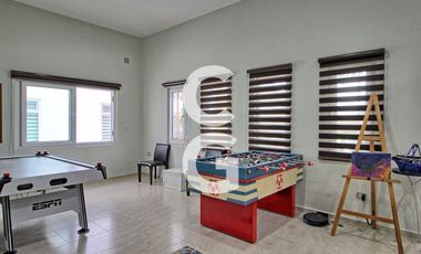 Casa en Venta en Cancun en Residencial Campestre con 6 Recamaras