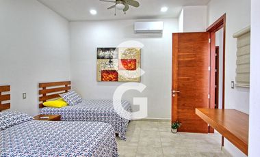 Casa en Venta en Cancun en Residencial Campestre con 6 Recamaras