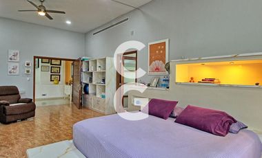Casa en Venta en Cancun en Residencial Campestre con 6 Recamaras