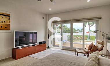 Casa en Venta en Cancun en Residencial Campestre con 6 Recamaras