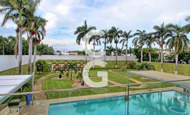 Casa en Venta en Cancun en Residencial Campestre con 6 Recamaras