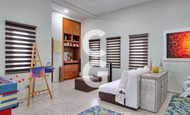 Casa en Venta en Cancun en Residencial Campestre con 6 Recamaras