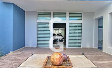 Casa en Venta en Cancun en Residencial Campestre con 6 Recamaras