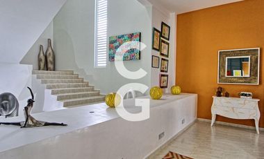 Casa en Venta en Cancun en Residencial Campestre con 6 Recamaras