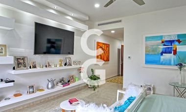 Casa en Venta en Cancun en Residencial Campestre con 6 Recamaras