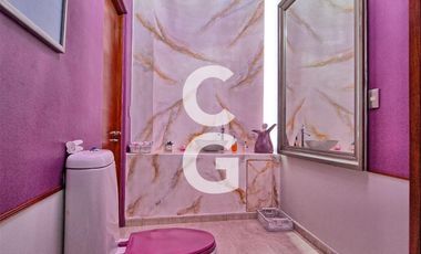 Casa en Venta en Cancun en Residencial Campestre con 6 Recamaras
