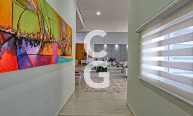 Casa en Venta en Cancun en Residencial Campestre con 6 Recamaras