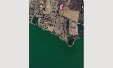 RANCHO FRENTE A LA LAGUNA DE CAJITITLAN