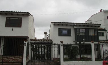 VENDO CASA EN NIZA BOGOTA