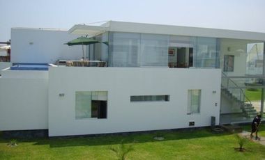 Venta de casa linda casa  club de playa las arenas