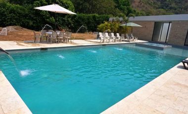 ARRIENDO FINCA EN FLORIDABLANCA 900 LA NOCHE LLAMANOS3186094225