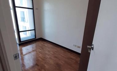 Ready for occupancy RFO condominium 2Bedroom paseo de roces near don bosco waltermart little tokyo geenblet glorieta landmark pasong tamo chino roces 