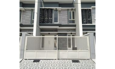 RUMAH BARU, Klampis Wisma Mukti 2 Lantai Modern Siap Huni Dekat Manyar Kertajaya SHM