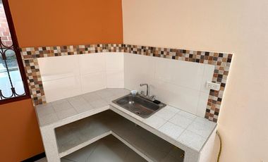 VENDO 0 PERMUTO BONITA, AMPLIA  Y CENTRAL CASA URBANA EN  CARMEN DE APICALA (TOLIMA)