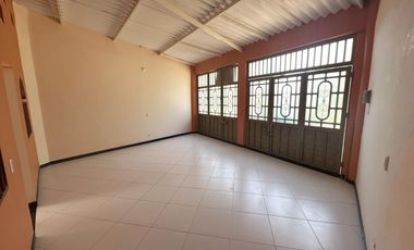 VENDO 0 PERMUTO BONITA, AMPLIA  Y CENTRAL CASA URBANA EN  CARMEN DE APICALA (TOLIMA)
