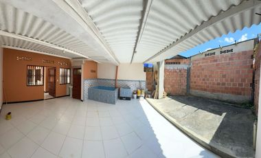 VENDO 0 PERMUTO BONITA, AMPLIA  Y CENTRAL CASA URBANA EN  CARMEN DE APICALA (TOLIMA)