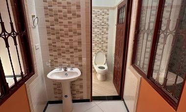 VENDO 0 PERMUTO BONITA, AMPLIA  Y CENTRAL CASA URBANA EN  CARMEN DE APICALA (TOLIMA)