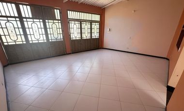 VENDO 0 PERMUTO BONITA, AMPLIA  Y CENTRAL CASA URBANA EN  CARMEN DE APICALA (TOLIMA)