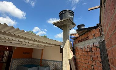 VENDO 0 PERMUTO BONITA, AMPLIA  Y CENTRAL CASA URBANA EN  CARMEN DE APICALA (TOLIMA)