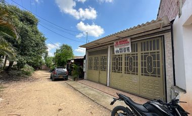 VENDO 0 PERMUTO BONITA, AMPLIA  Y CENTRAL CASA URBANA EN  CARMEN DE APICALA (TOLIMA)