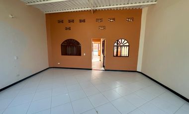 VENDO 0 PERMUTO BONITA, AMPLIA  Y CENTRAL CASA URBANA EN  CARMEN DE APICALA (TOLIMA)