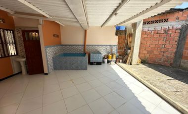VENDO 0 PERMUTO BONITA, AMPLIA  Y CENTRAL CASA URBANA EN  CARMEN DE APICALA (TOLIMA)